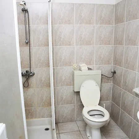 Caenazzo Albergue